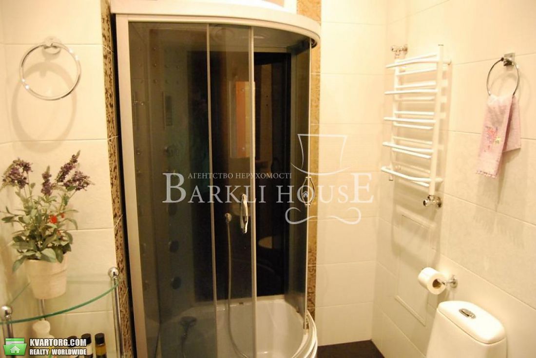 Rent out 3-room apartment. Киев,  Антоновича — photo 6