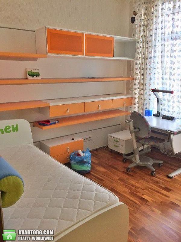Rent out 4-room apartment. Киев,  Обсерваторная — photo 4