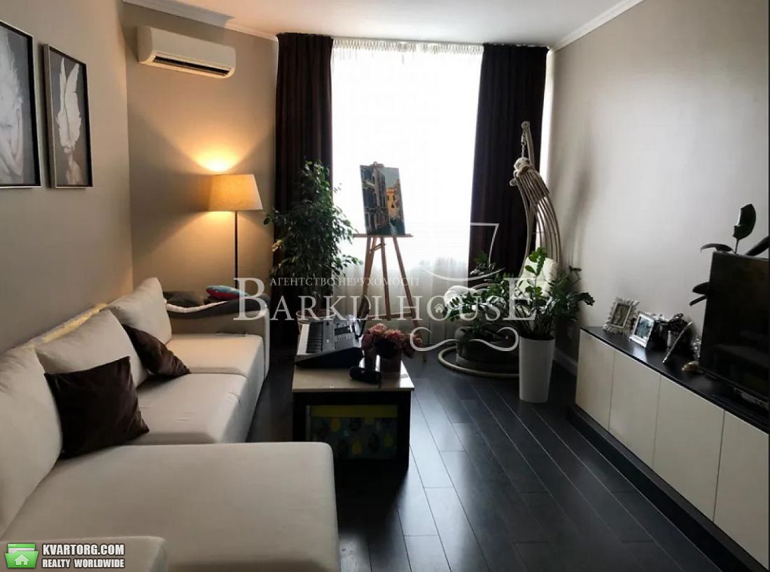 Rent out 2-room apartment. Киев,  Кудряшова — photo 1