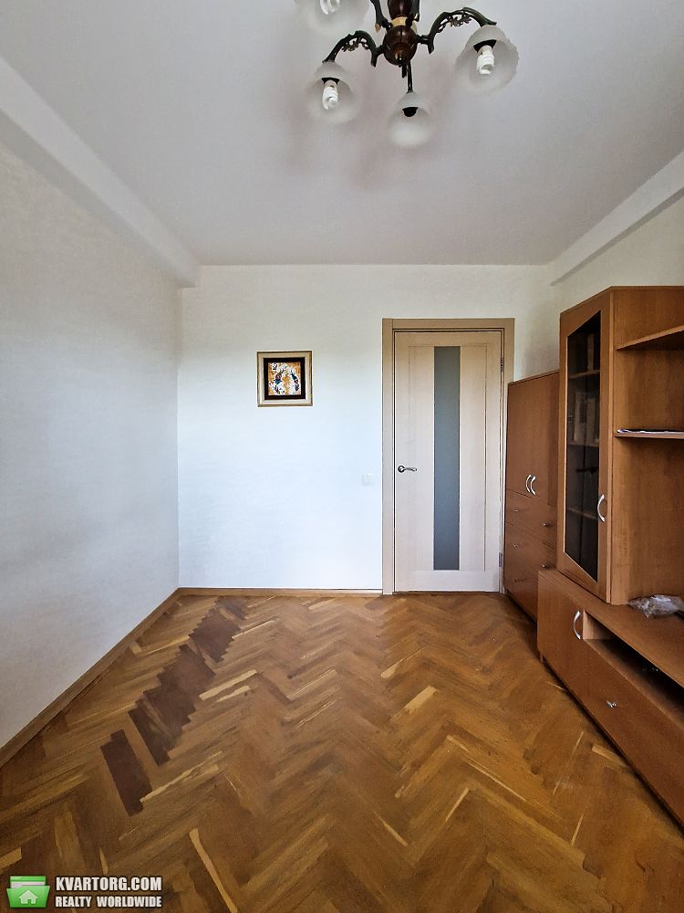 Rent out 3-room apartment. Киев,  Курнатовского — photo 5