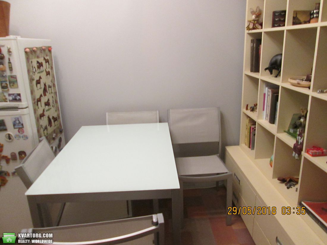 Rent out 2-room apartment. Киев,  Кошица — photo 6