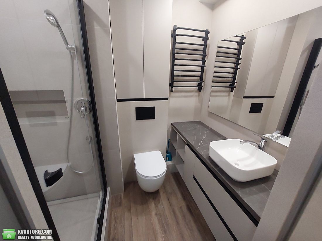 Rent out 2-room apartment. Киев, Саксаганского — photo 8
