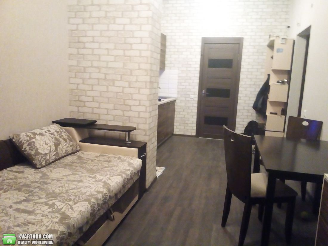 Rent out 1-room apartment. Киев, Милославская — photo 7