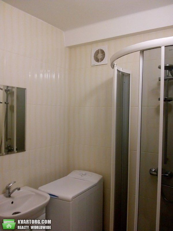 Rent out 1-room apartment. Киев, Ентузиастов — photo 2