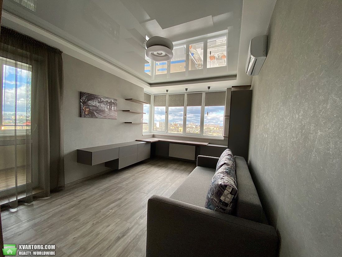 Rent out 3-room apartment. Киев, Оболонський пр — photo 9
