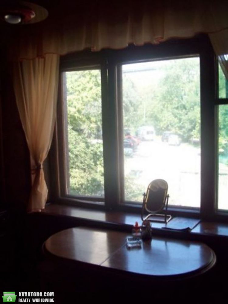 Rent out 2-room apartment. Киев, ул Белорусская — photo 8