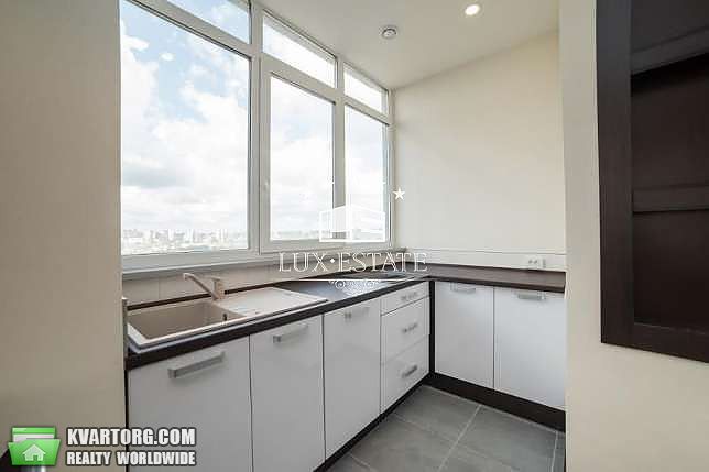 Rent out 2-room apartment. Киев,  Драгомирова — photo 1