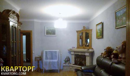 Rent out 3-room apartment. Киев, Воссоединения пр — photo 1