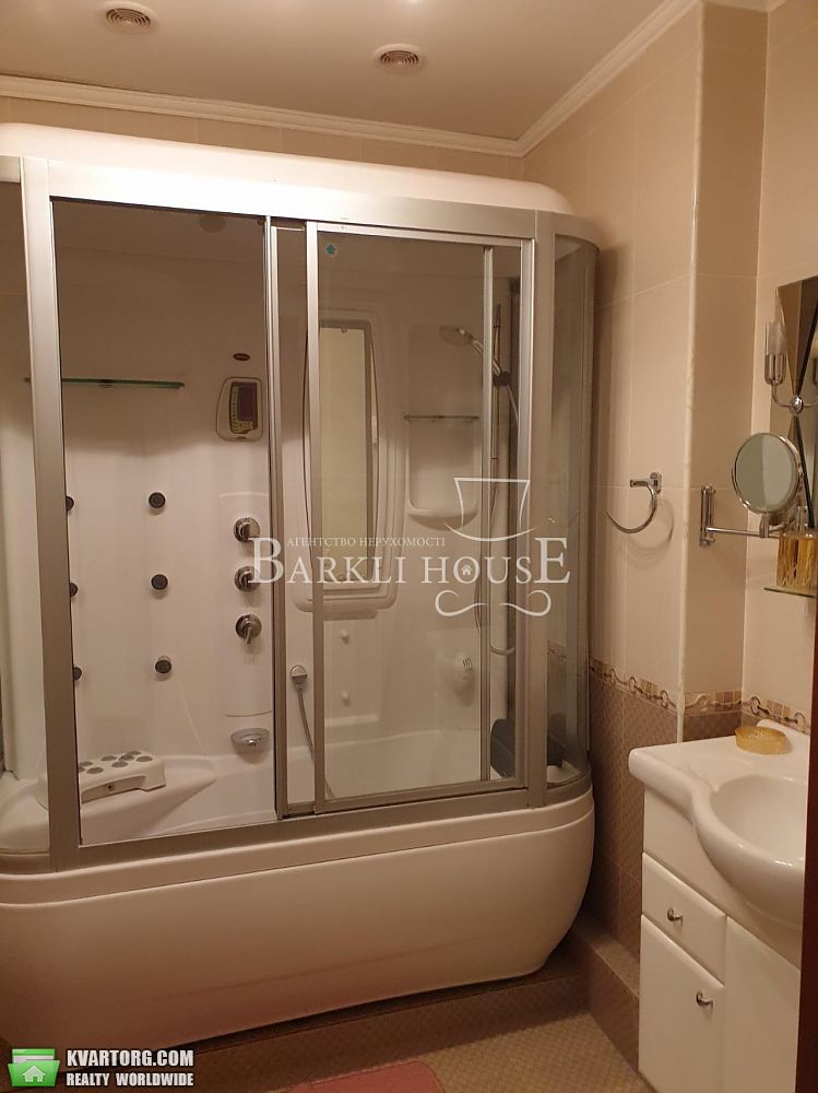 Rent out 3-room apartment. Киев,  Дмитриевская — photo 9