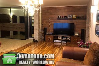 Sell 4-room apartment. Киев,  Пчелки — photo 2