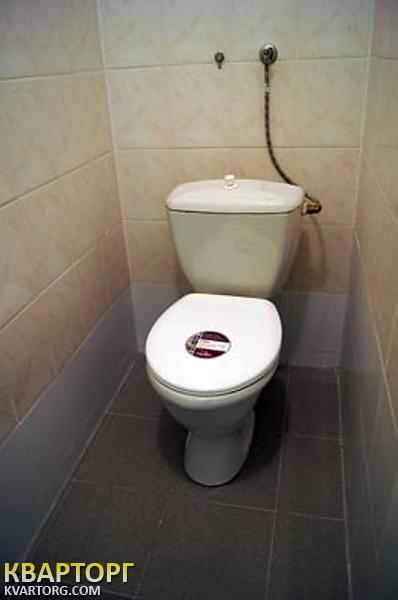 Rent out office. Киев, Почайнинская ул. — photo 3
