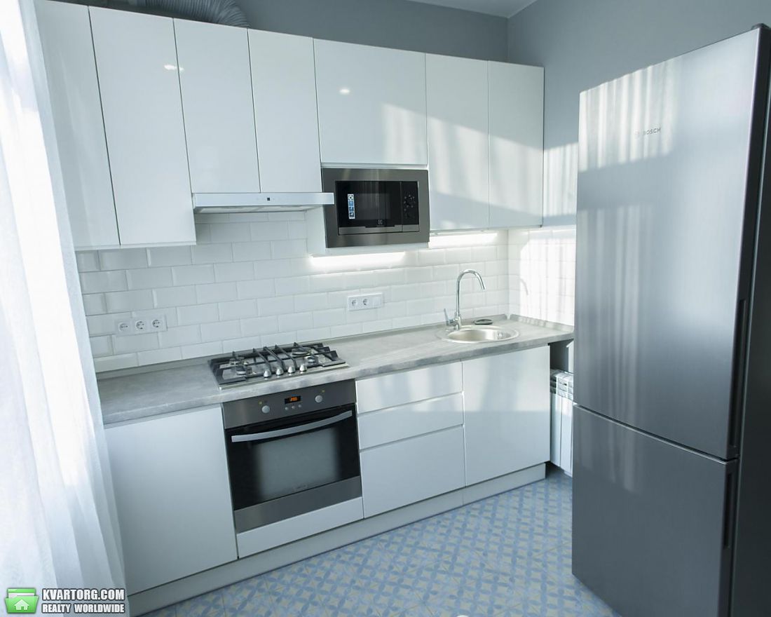 Rent out 2-room apartment. Киев,  Дружбы Народов бул — photo 6