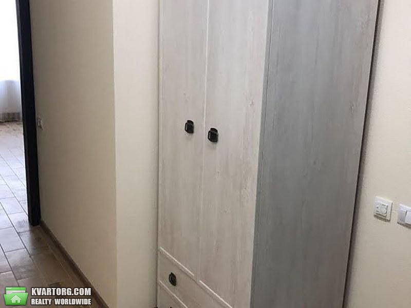 Rent out 2-room apartment. Киев,  Саксаганского — photo 6