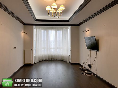 Rent out 5-room apartment. Киев,  Институтская — photo 5