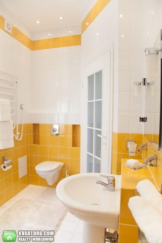 Rent out 2-room apartment. Киев,  Мазепы — photo 9