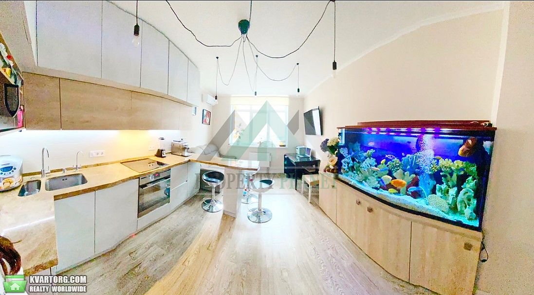 Sell 3-room apartment. Киев,  Пчелки — photo 1