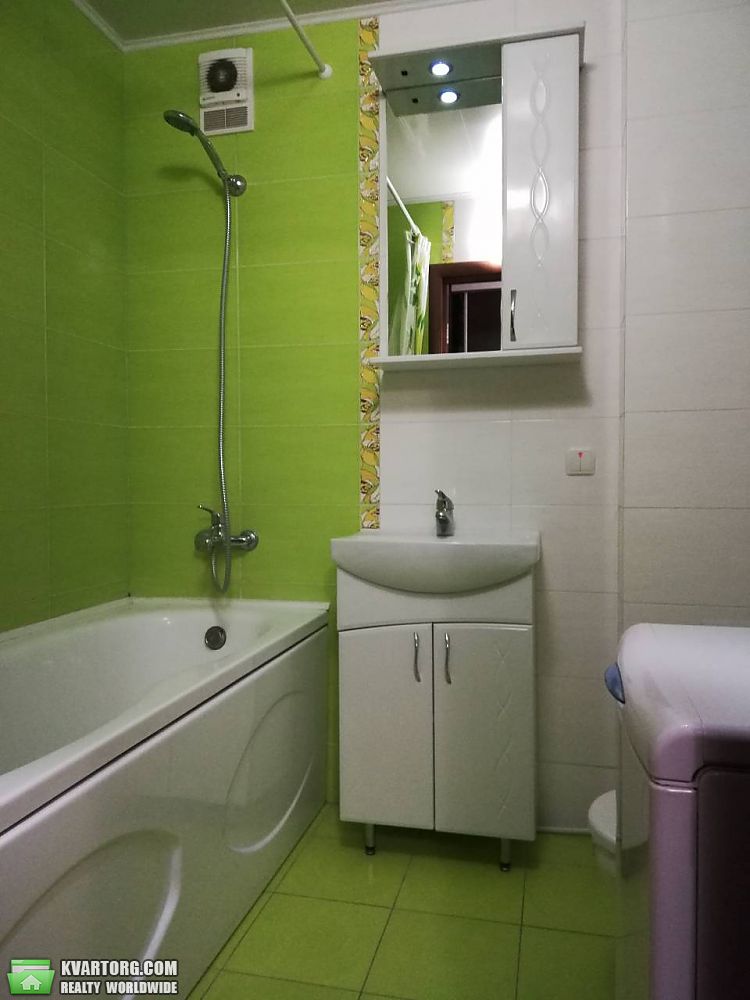 Rent out 1-room apartment. Киев,  Борщаговская — photo 4