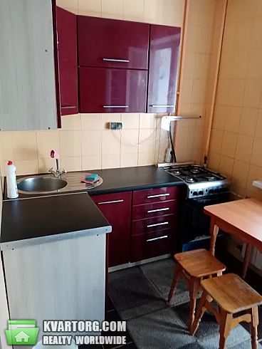 Rent out 1-room apartment. Киев, Симиренка — photo 1