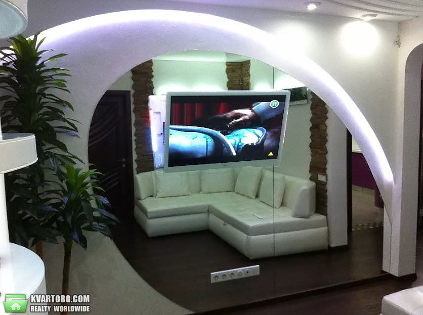 Sell 3-room apartment. Киев,  Урловская — photo 5