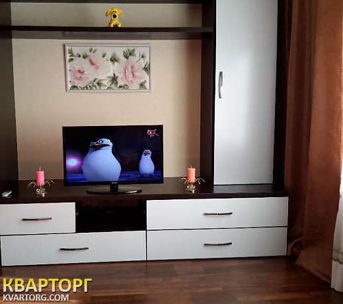 Rent out 1-room apartment. Киев, Ватутина пр — photo 4