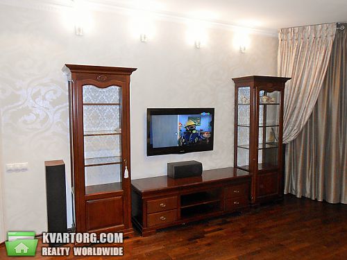 Rent out 2-room apartment. Киев, Никольско-Слободская — photo 1
