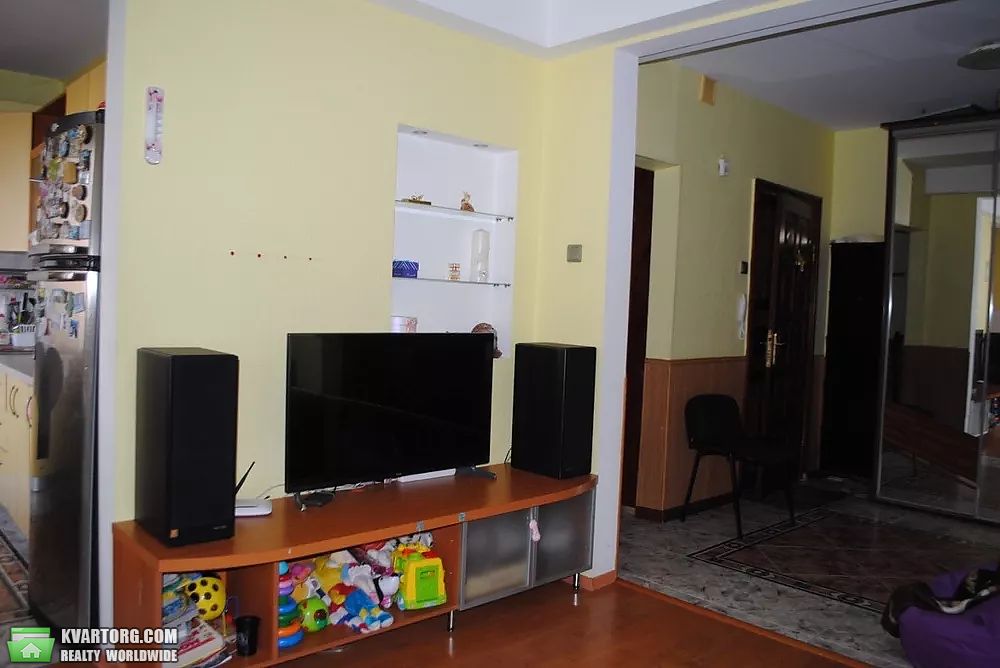 Sell 3-room apartment. Киев,  Здолбуновская — photo 3