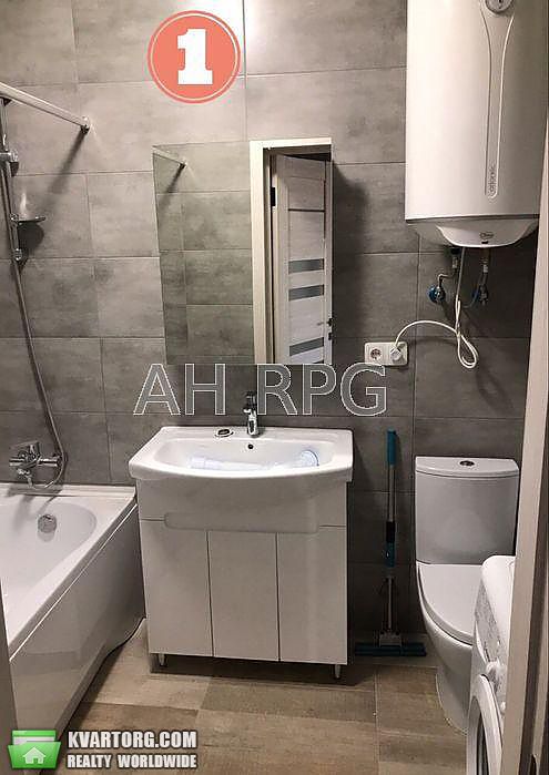 Sell 2-room apartment. Киев,  Олевская — photo 4