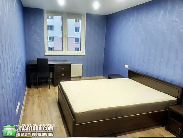 Rent out 2-room apartment. Киев, Крушельницкой — photo 8
