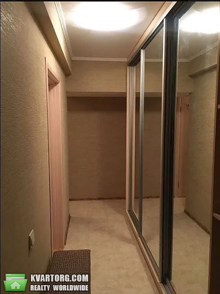 Rent out 2-room apartment. Киев,  Жмеринская — photo 6