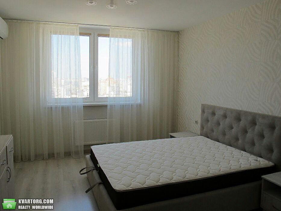 Rent out 1-room apartment. Киев,  Крушельницкой — photo 8