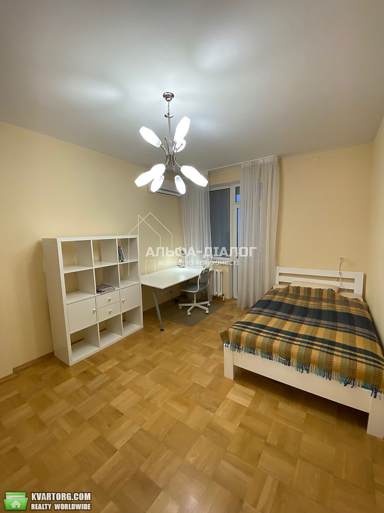 Rent out 3-room apartment. Киев,  Руданского — photo 4