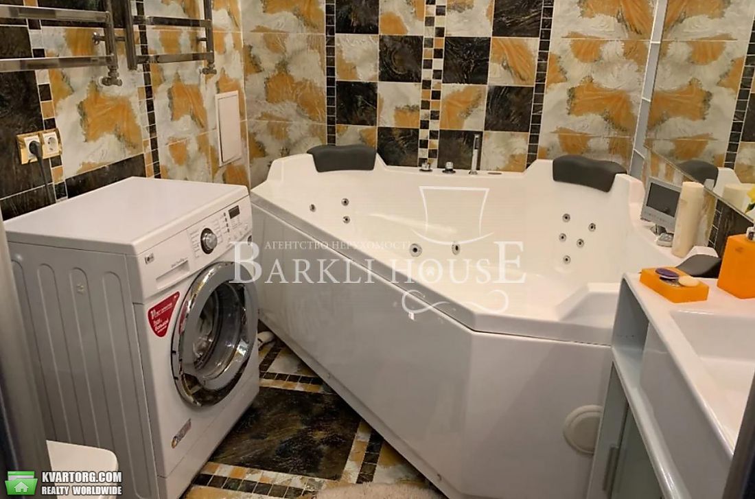 Rent out 4-room apartment. Киев,  Днепровская наб — photo 7