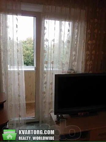 Rent out 3-room apartment. Киев,  Шамрыло — photo 4