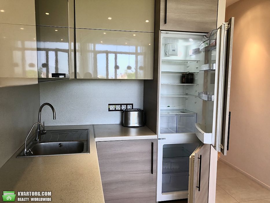 Sell 2-room apartment. Киев,  Метрологическая — photo 4