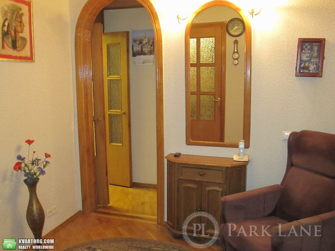 Sell 2-room apartment. Киев,  Рейтарская — photo 3
