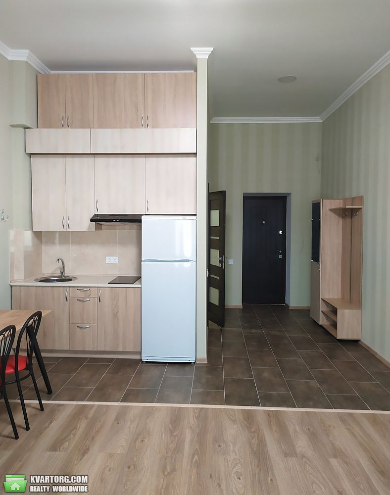Rent out 1-room apartment. Киев, Червоноткацька — photo 4