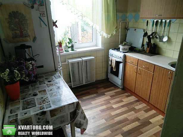 Sell 3-room apartment. Киев,  Уманская — photo 1