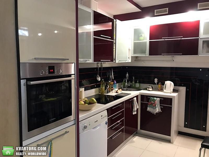 Rent out 3-room apartment. Киев,  Стадионная — photo 6