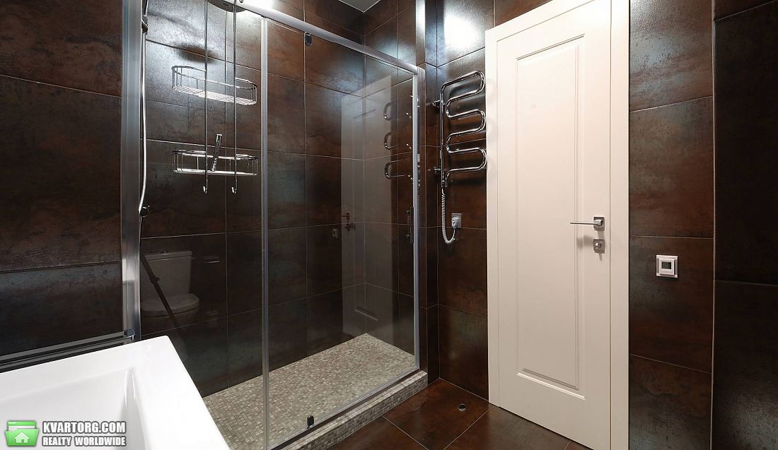 Rent out 3-room apartment. Киев,  Струтинского — photo 9