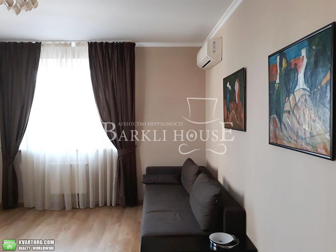 Rent out 2-room apartment. Киев, Голосеевская — photo 5