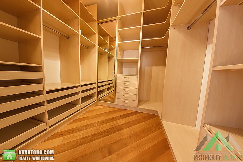 Rent out 4-room apartment. Киев,  Златоустовская — photo 9