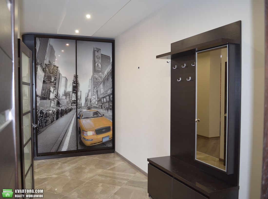 Rent out 2-room apartment. Киев,  Княжий Затон — photo 9