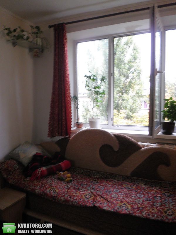 Sell 1-room apartment. Киев,  Зодчих — photo 4