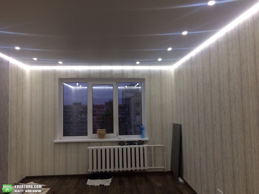 Sell 3-room apartment. Киев,  Героев Днепра — photo 4