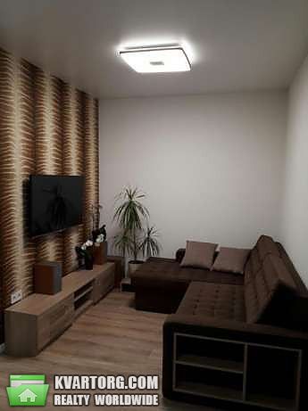 Rent out 2-room apartment. Киев,  Драгоманова — photo 1