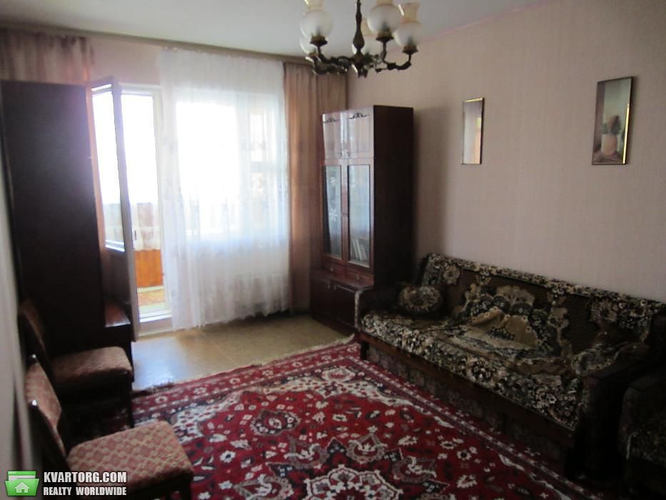 Sell 2-room apartment. Киев,  Маяковского — photo 1