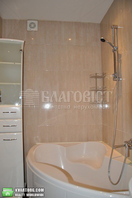 Rent out 2-room apartment. Киев,  Межигорская — photo 6