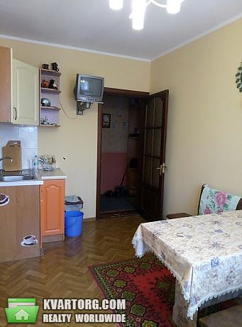 Sell 3-room apartment. Днепропетровск, Тополь-3 — photo 2