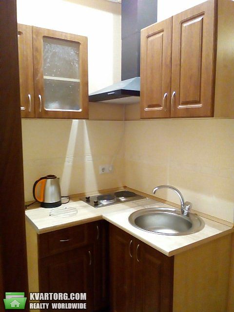Rent out 1-room apartment. Киев, Булгакова ул. — photo 6