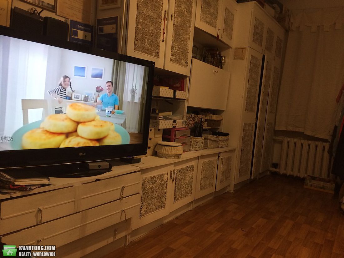 Sell 1-room apartment. Киев,  Барбюса — photo 1